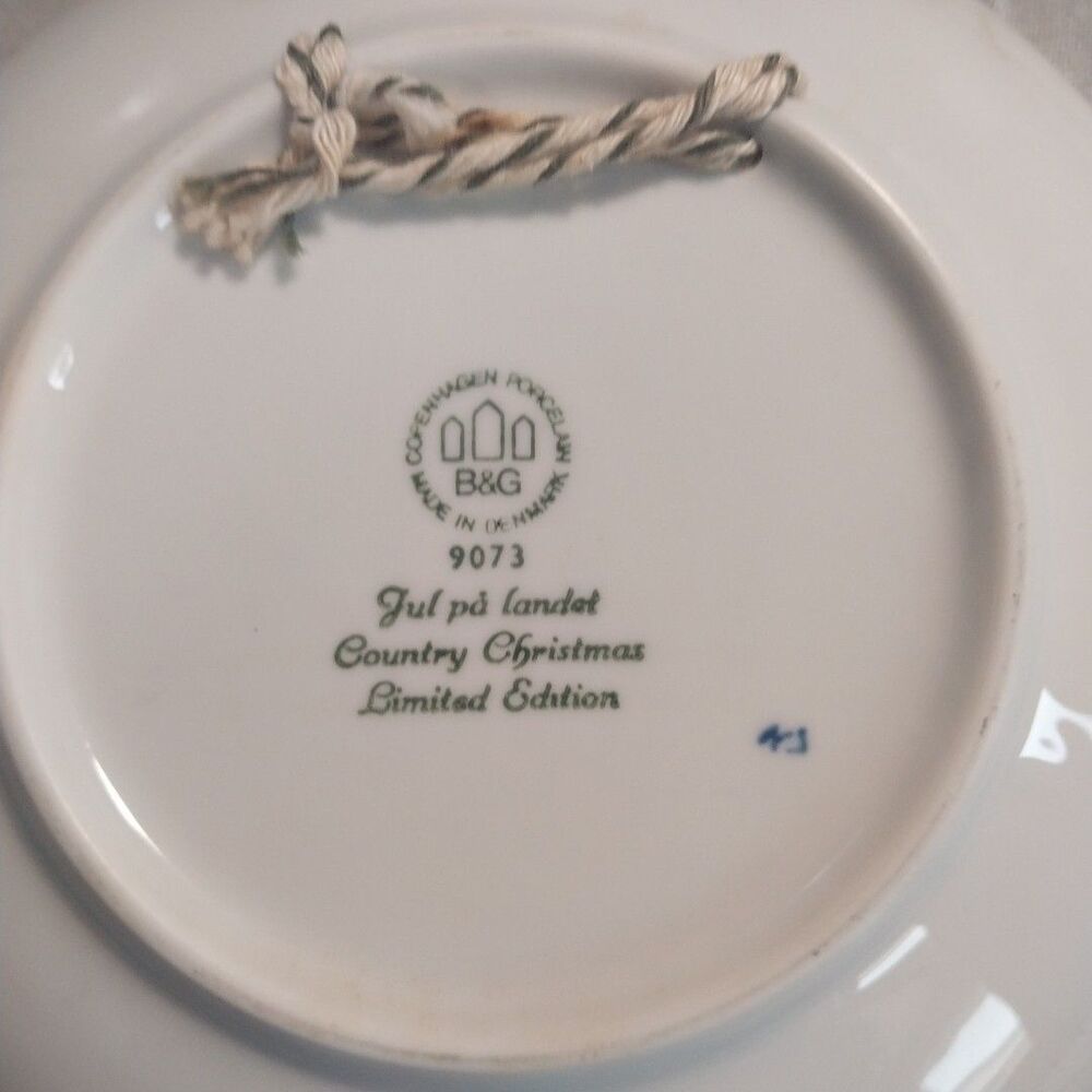 1973 Royal Copenhagen B & G COUNTRY CHRISTMAS Collector Plate Made in Denmark 7" - Picture 3 of 4